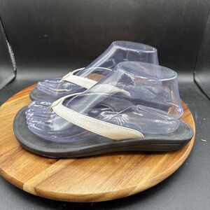 OluKai Kulapa Kai Flip Flops Womens Size 8 Black Thong Sandals